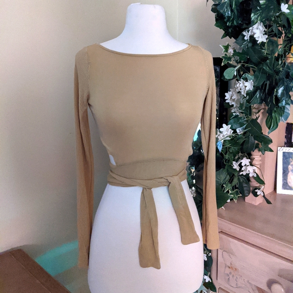 ALO YOGA Wrap Warmup Top